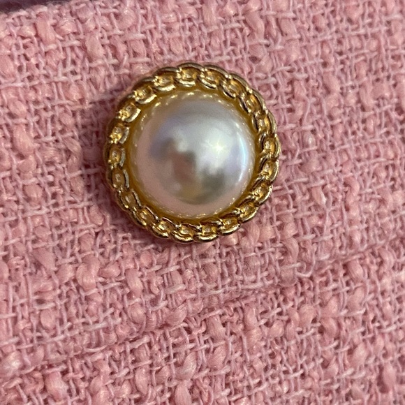 Pearls Button Front Shorts (Pink) - Picture 6 of 8